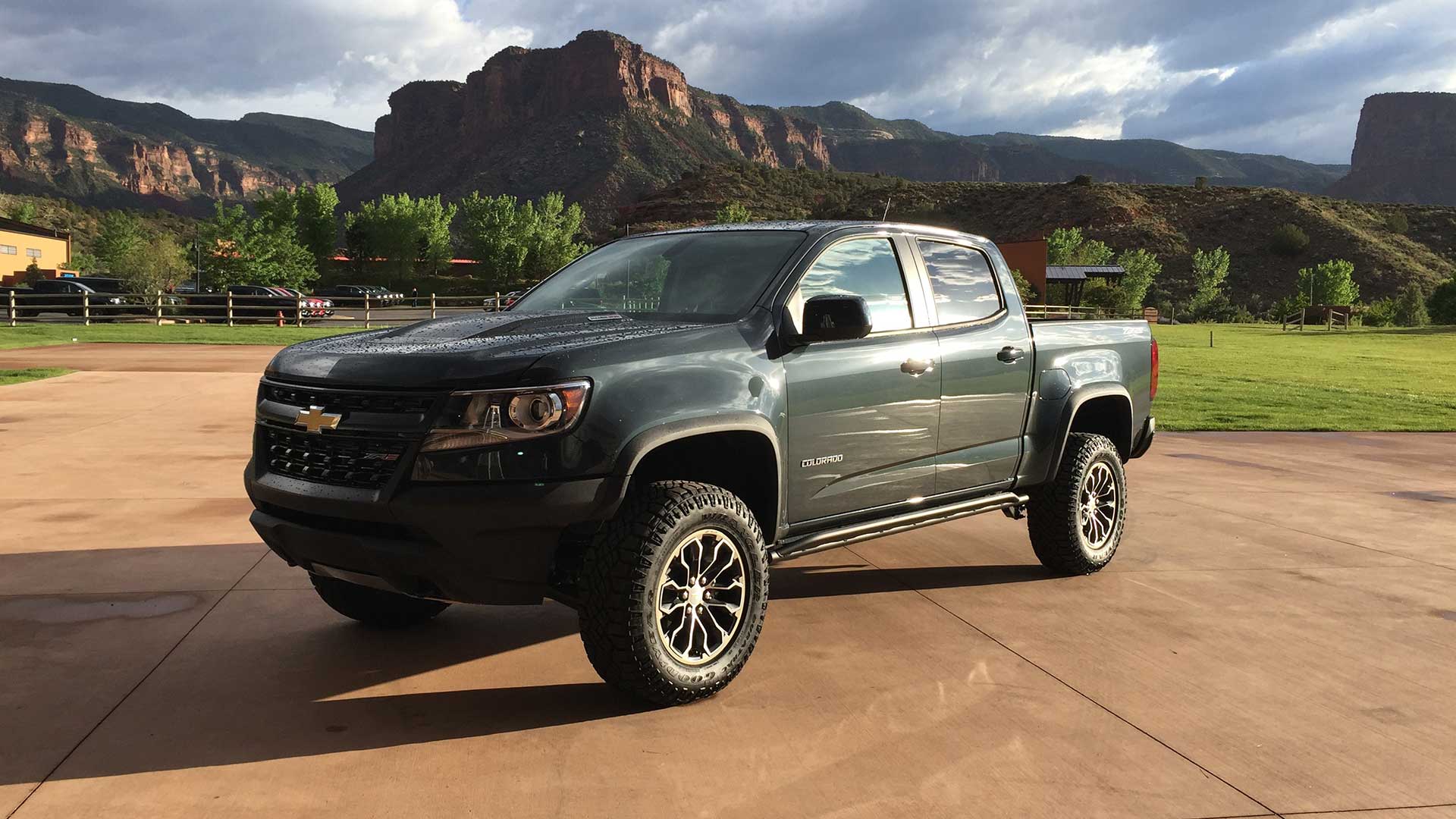 Chevrolet Colorado 2017 được trang bị động cơ mới